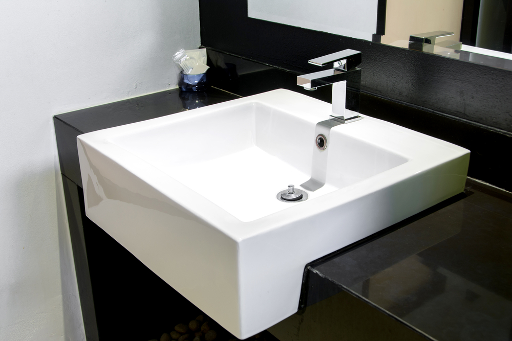 Porcelain Bathroom Sink: How To Pick The Right Countertop
